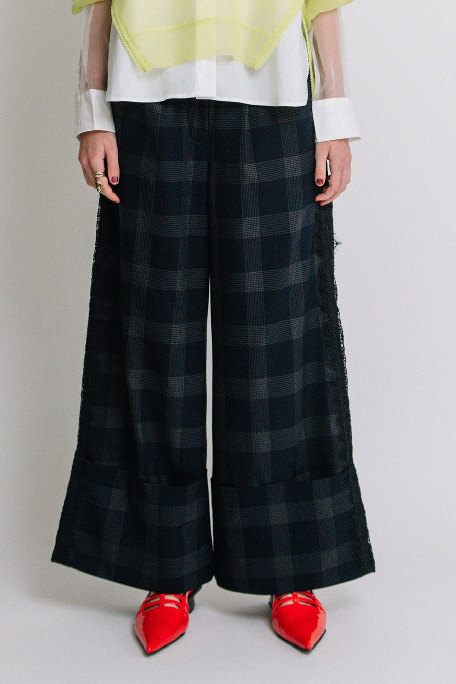 LACE LINE PANTS(24FW) — aulaaila