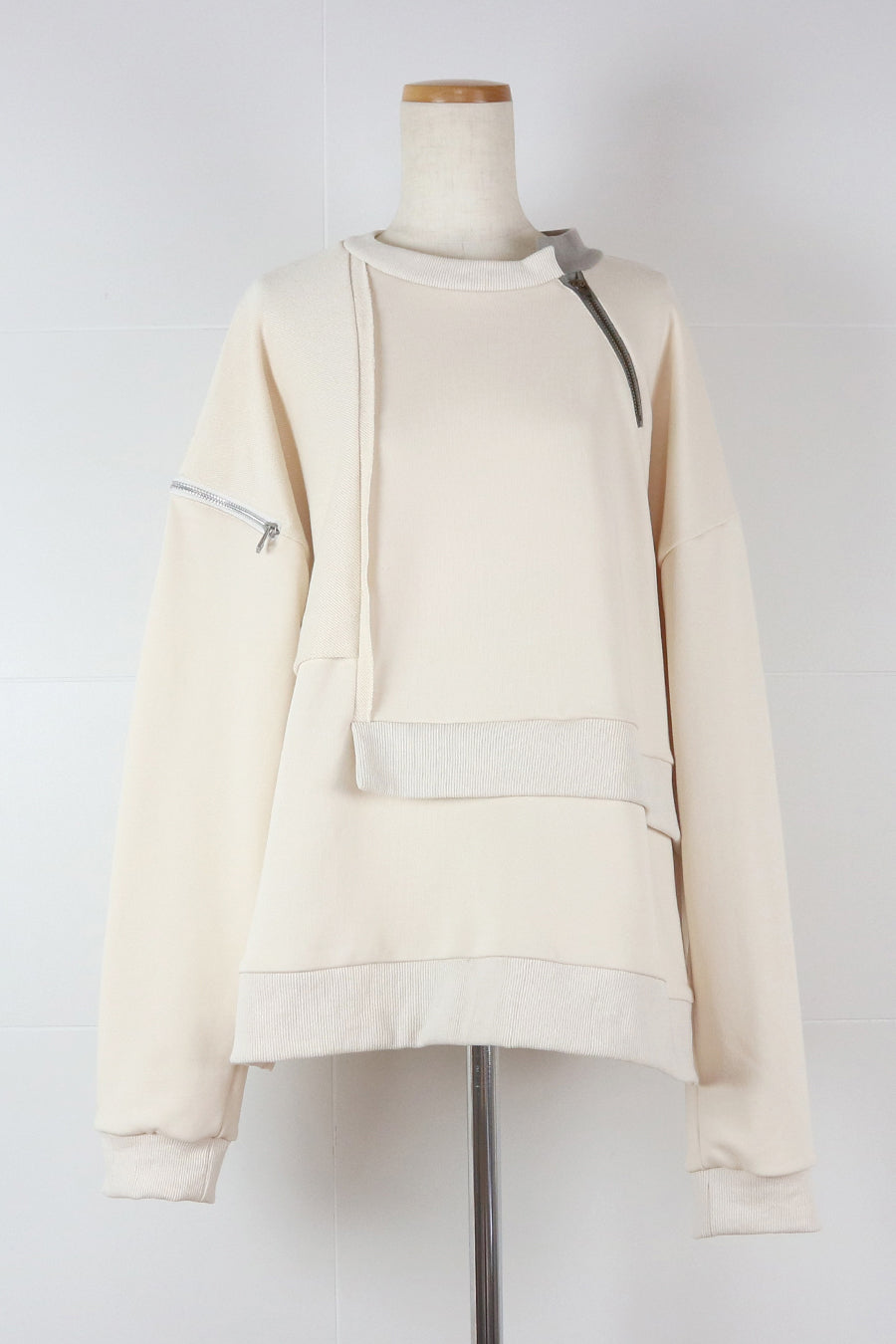 ZIP CUTTING PULLOVER — aulaaila